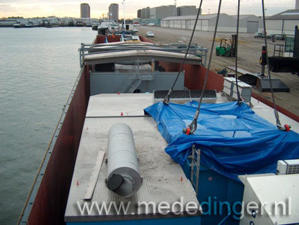 Mededinger vervoerde een Gottwald kraan van Grimberg (D) naar Antwerpen (B)
